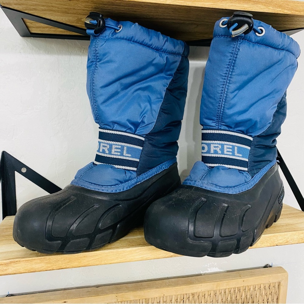 Sorel Kids' Blue and Black Winter Boots